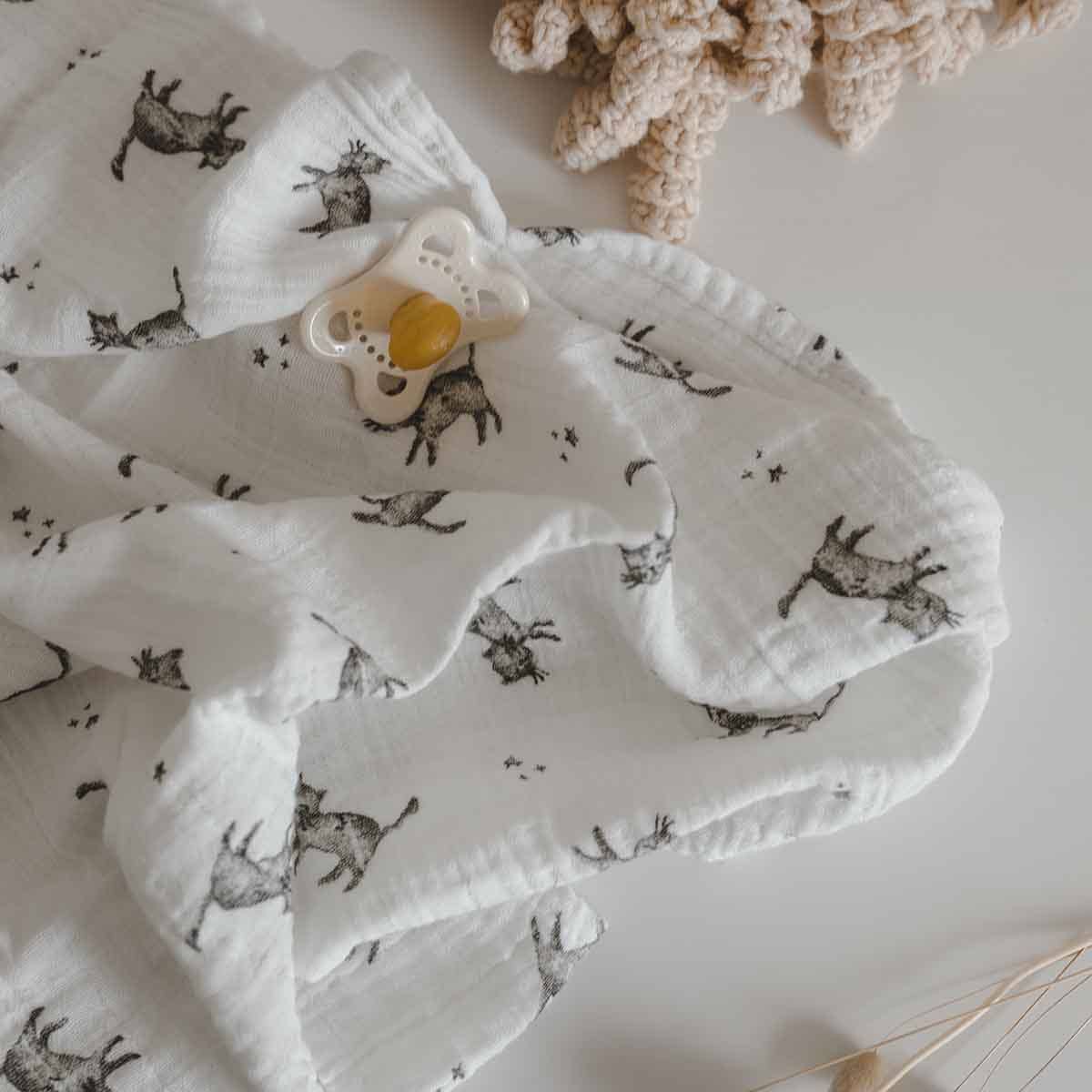 Bianca Swaddle - Cat Print/ Ecru