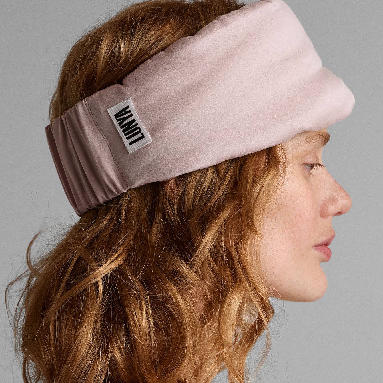 Washable Silk Sleep Mask: Delicate Pink / English / S