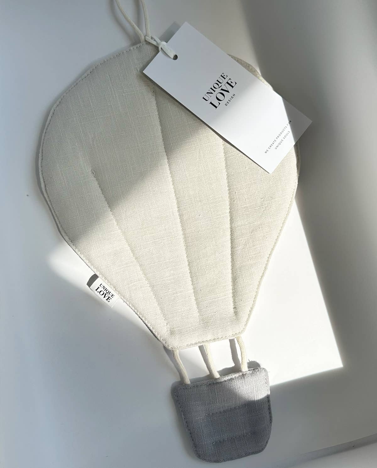 Mobile - Fly to the Sky