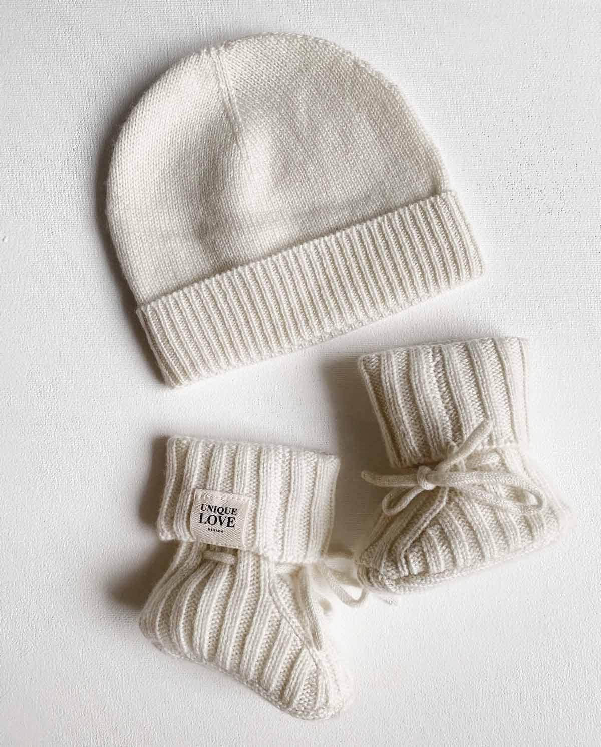 Cashmere Baby Booties: Off white / 0-6 months