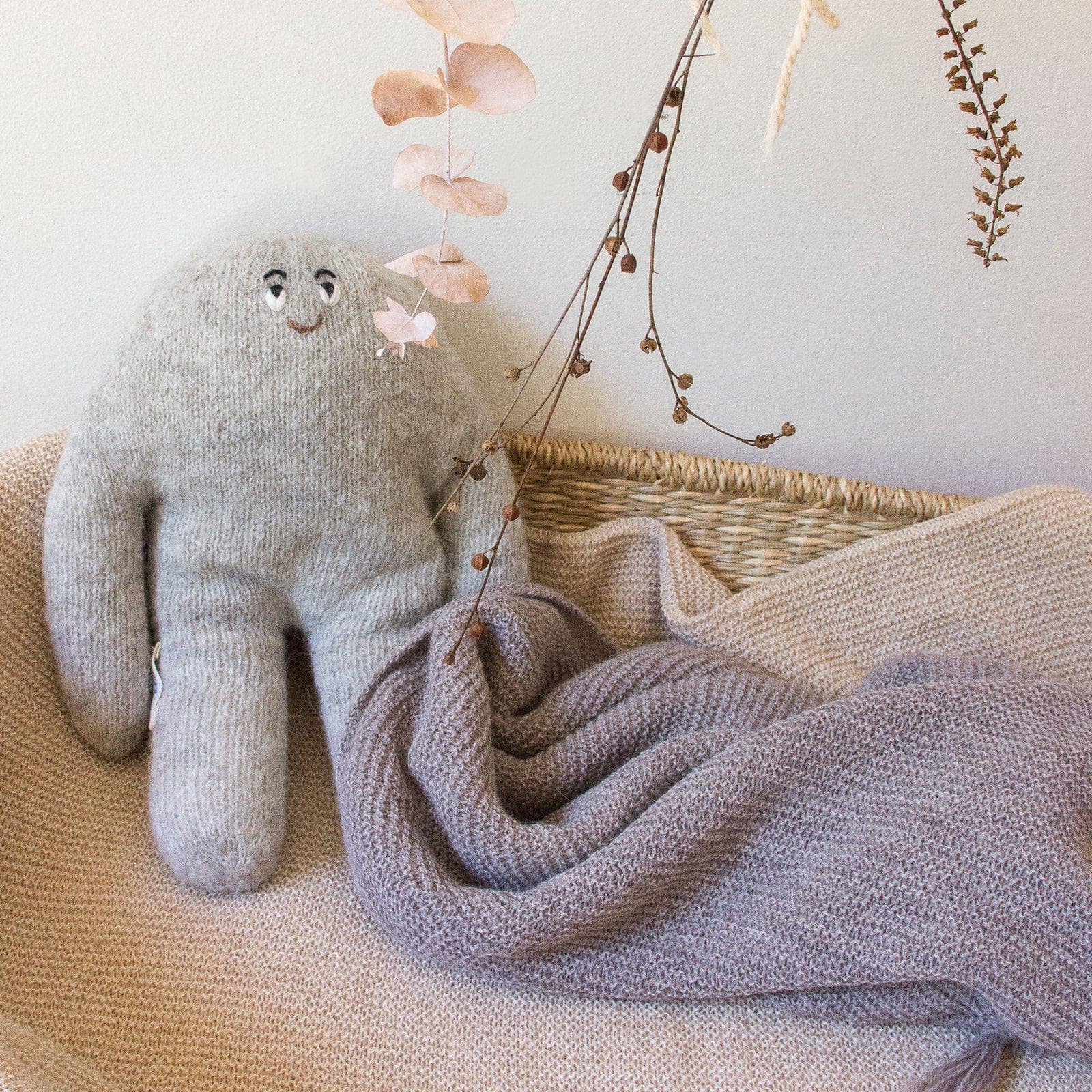 Little Monster - Whisper: Regular