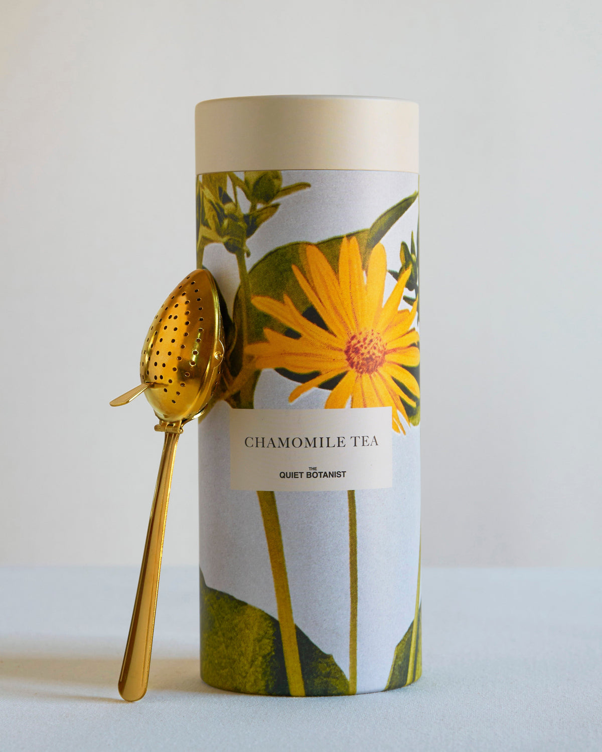 Chamomile Tea Gift Set, the printed canister with the gold leaf steeper
