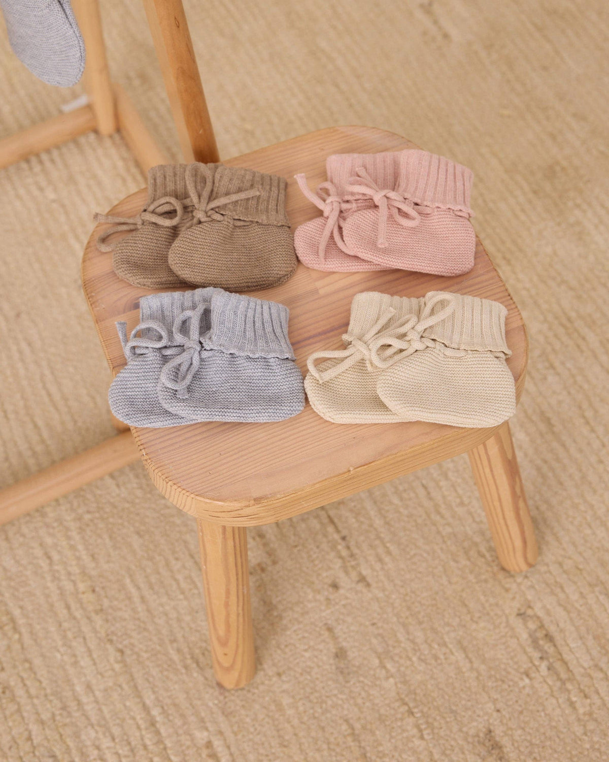 Knit Booties - Heathered Natural