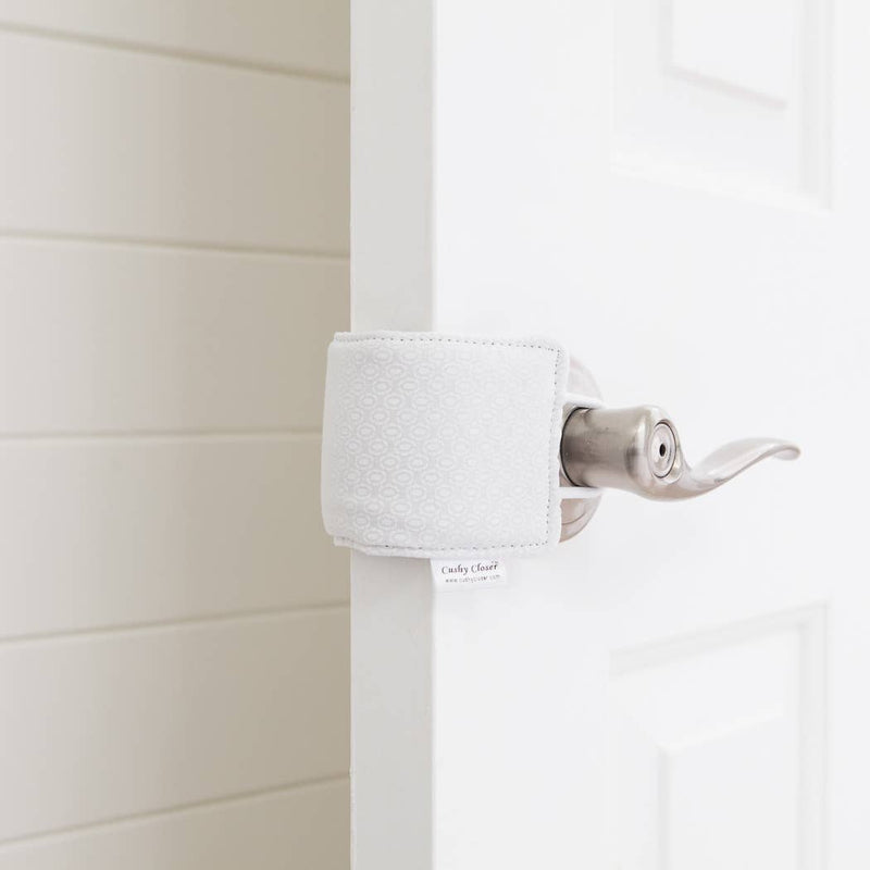 White on White Dot Cushy Closer