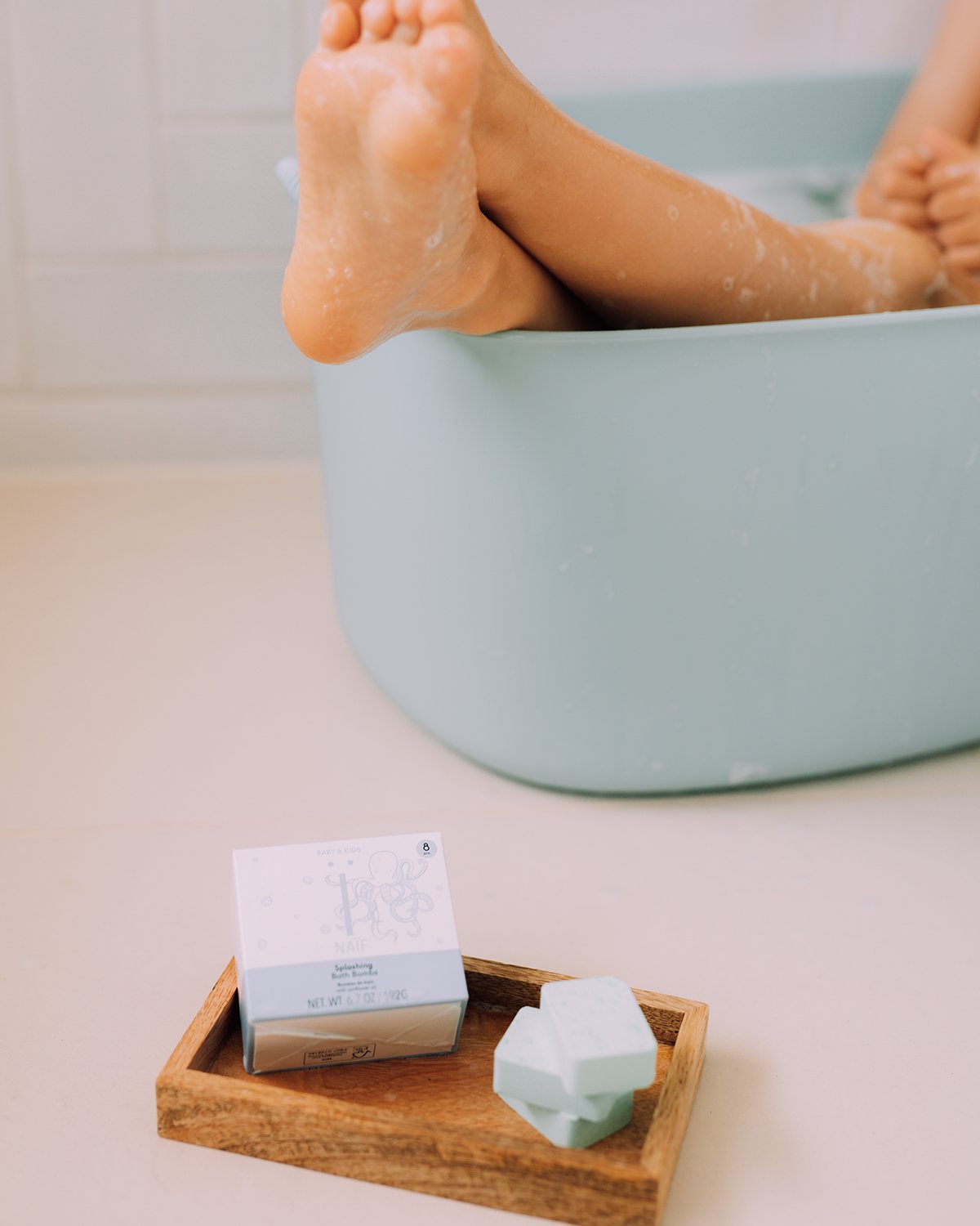 Kids Splashing Bath Bombs