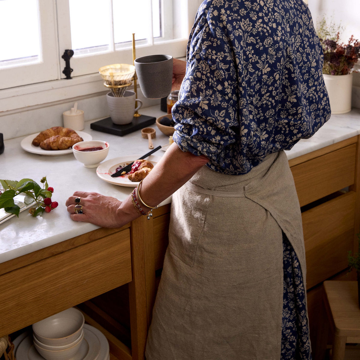 Stonewashed Natural Linen and Leather Apron