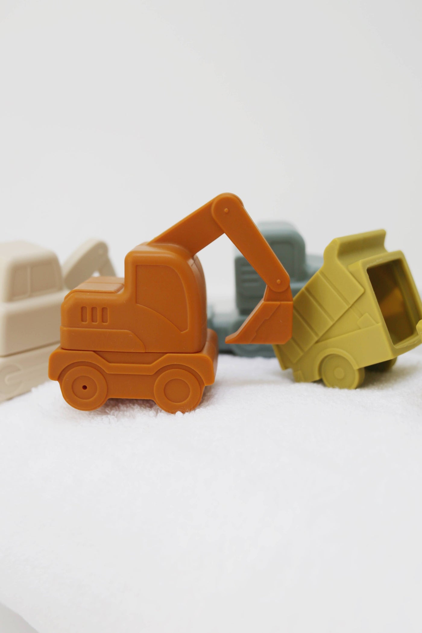 Construction Vehicle Bath Toy Set