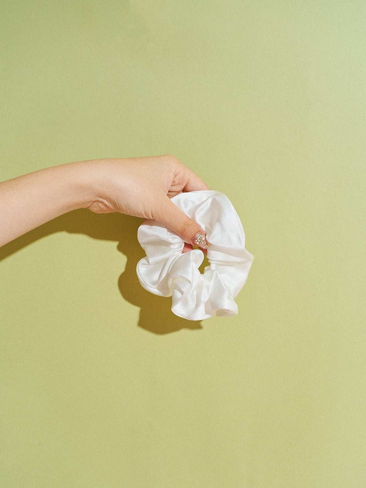 Lost Pattern Silken Hair Silk Scrunchie in White
