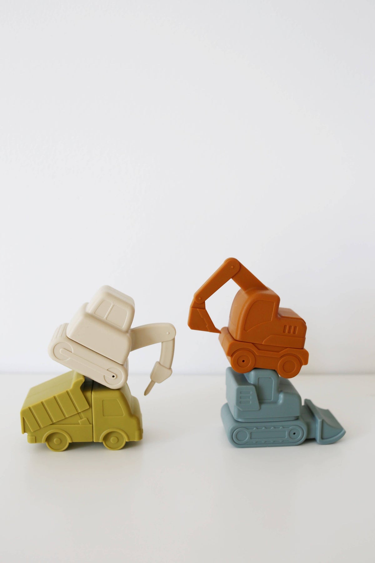 Construction Vehicle Bath Toy Set