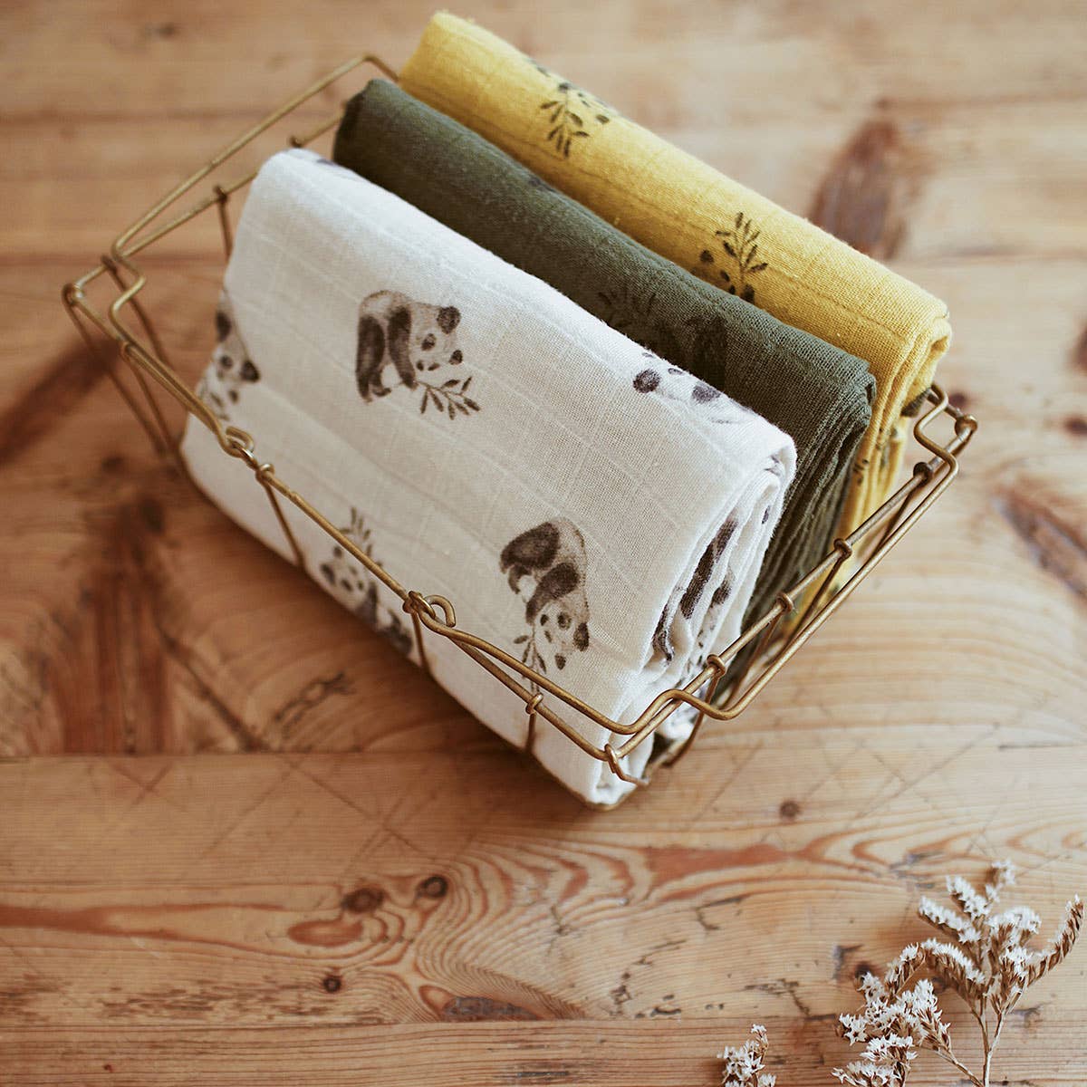 Bianca Swaddle - Panda Print/Natural