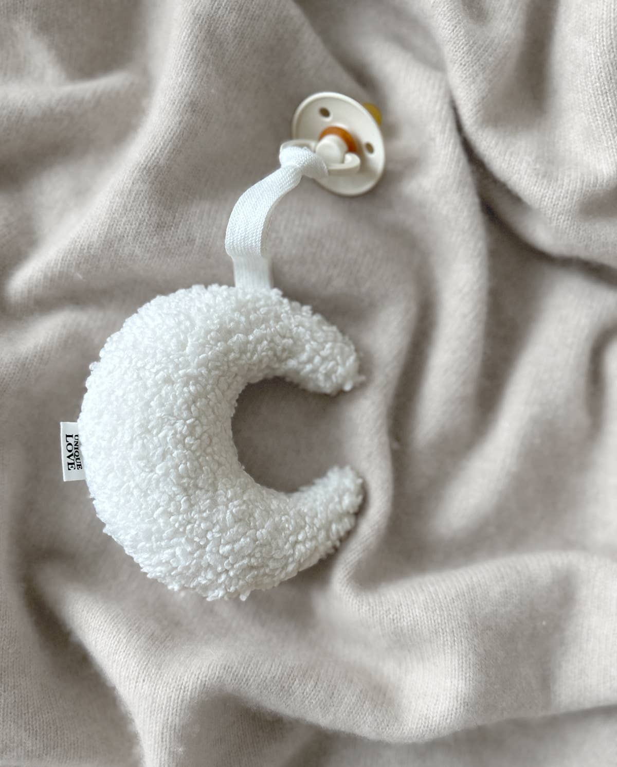 Pacifier Clip Moon - Soft White