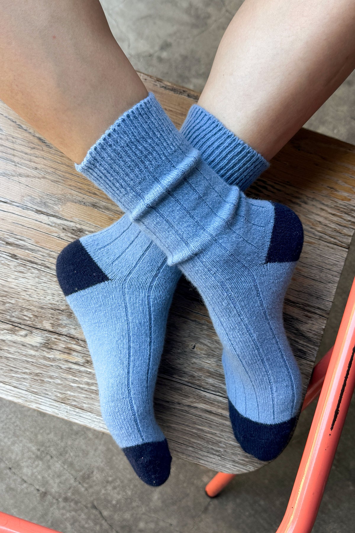 Le Bon Shoppe Classic Cashmere Socks in bluebell