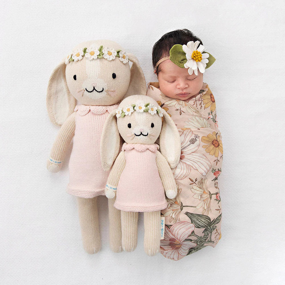 Hannah the Bunny, Blush, Little