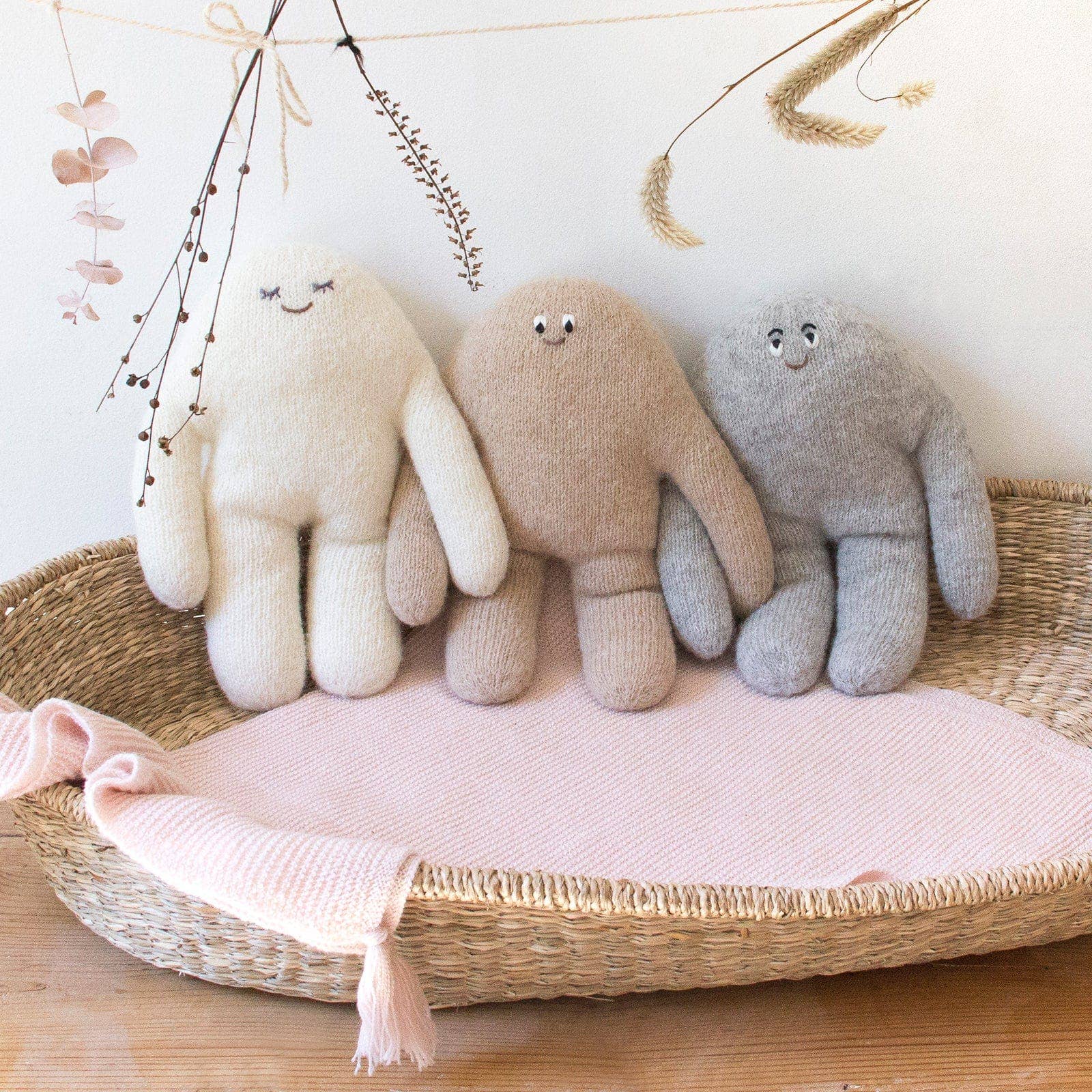 Little Monster - Whisper: Regular