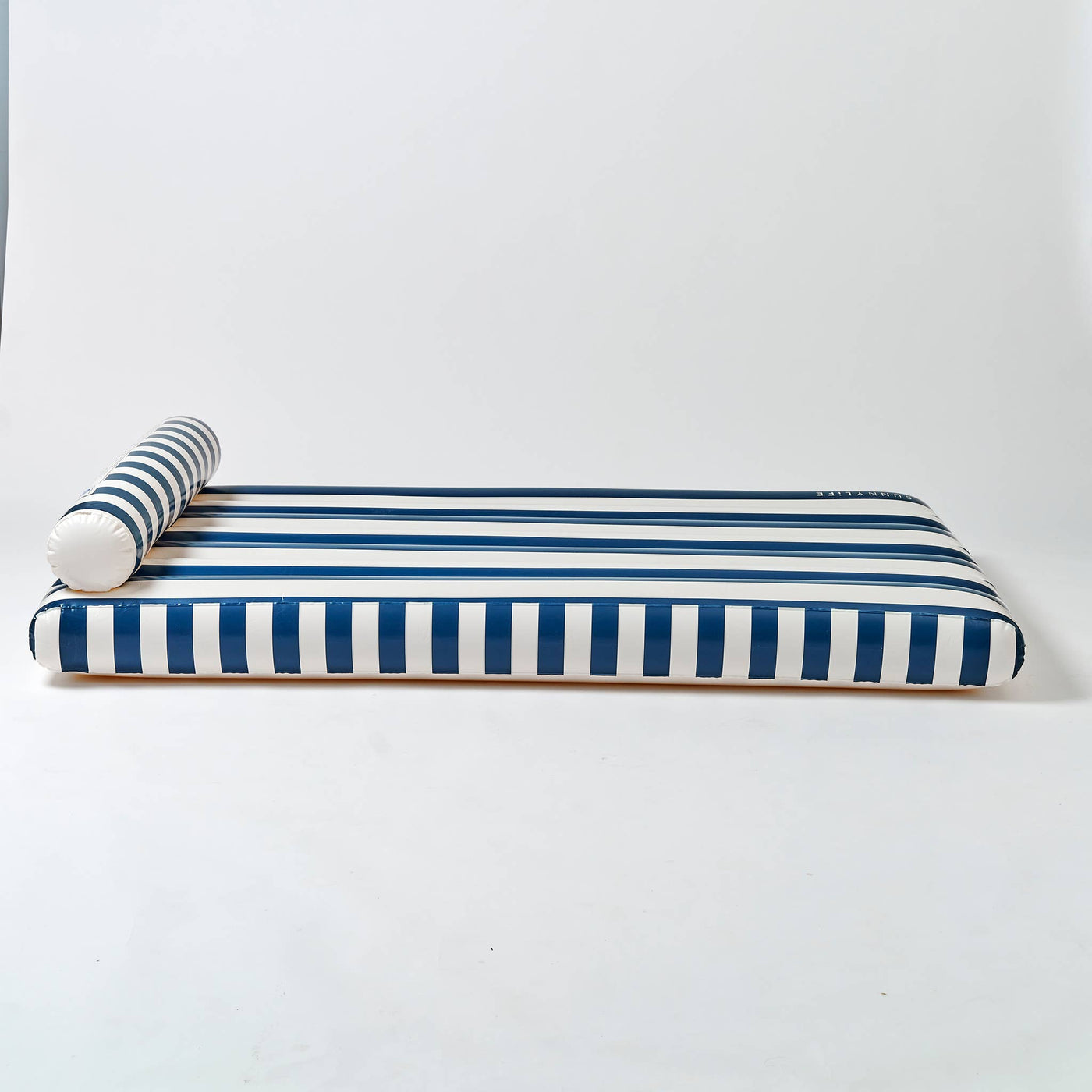 Luxe Lilo  Marine Stripe