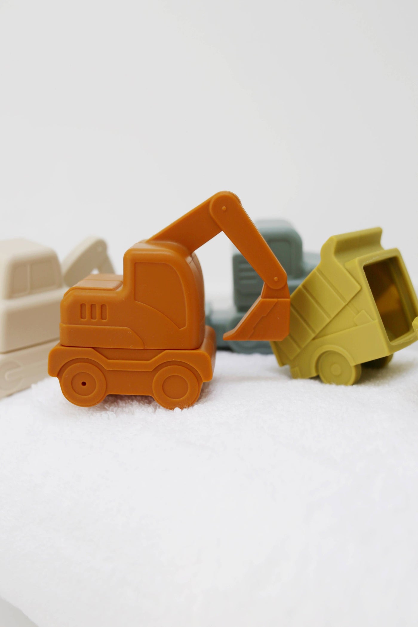 Construction Vehicle Bath Toy Set