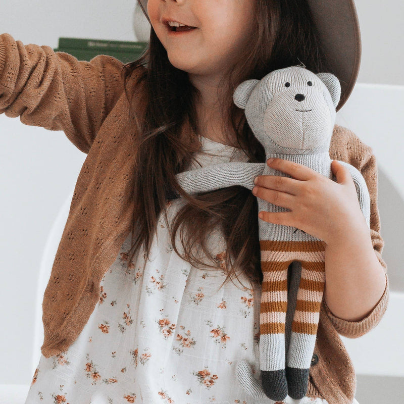 Daphne Monkey