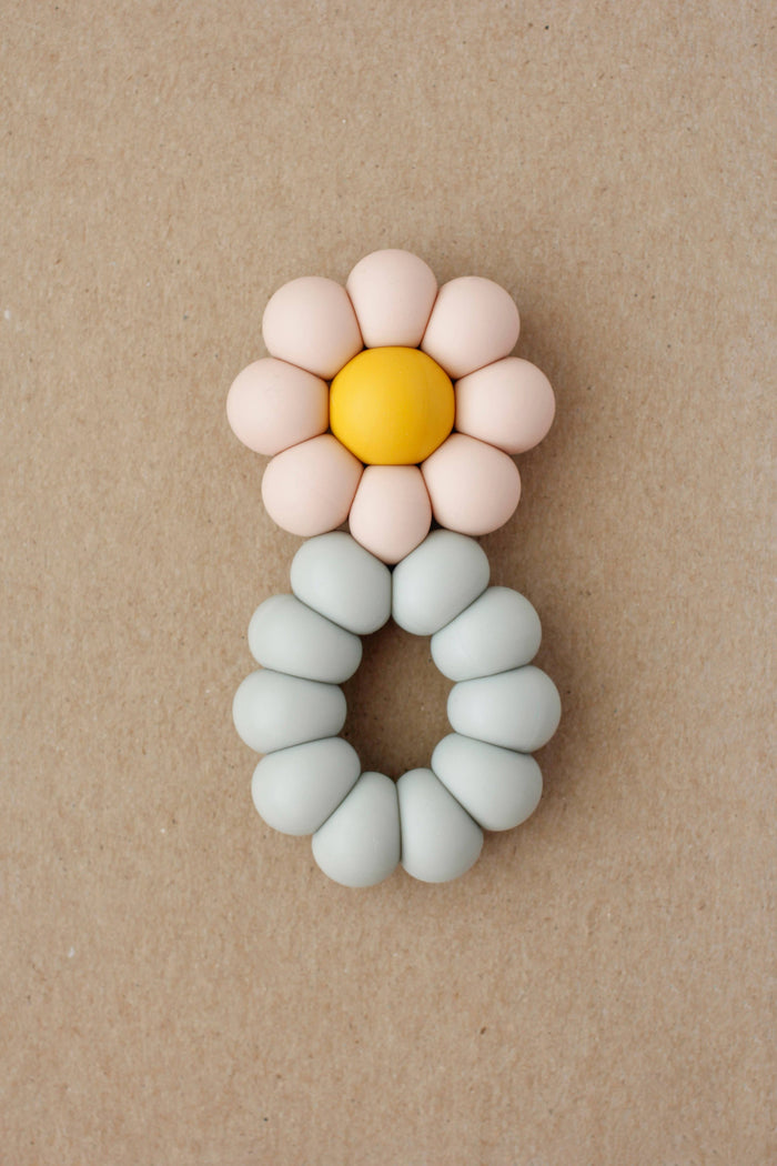 Freezer Teether, Chamomile in Blush