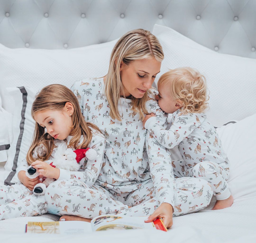 Holiday Safari Mom Pajama Set
