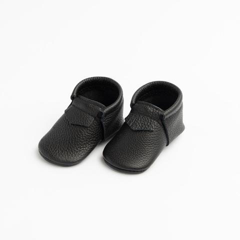 Moccasin- Carbon 0